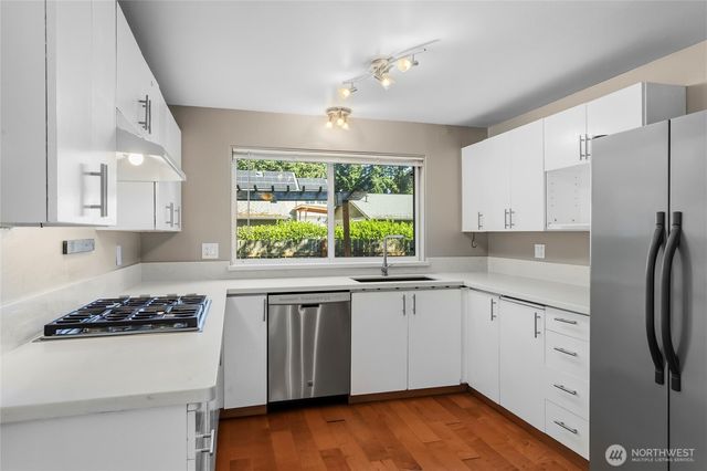 7211 44th Street W, University Place, WA 98466