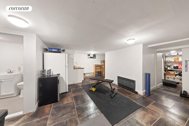 390 STRATFORD Road, New York City, NY 11218