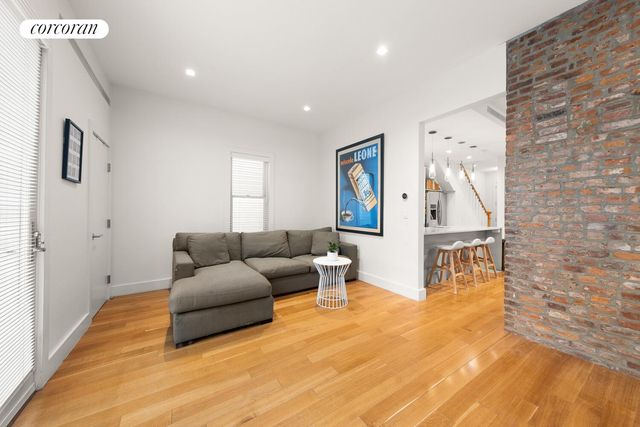 390 STRATFORD Road, New York City, NY 11218