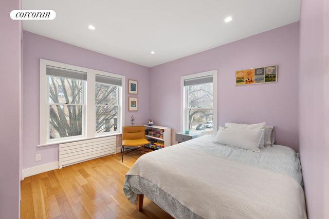 390 STRATFORD Road, New York City, NY 11218