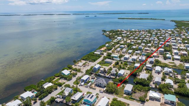 27398 Jamaica Lane, Ramrod Key, FL 33042