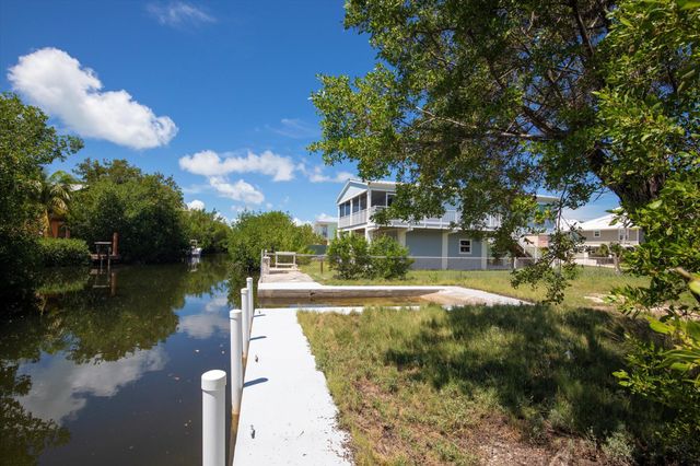 27398 Jamaica Lane, Ramrod Key, FL 33042