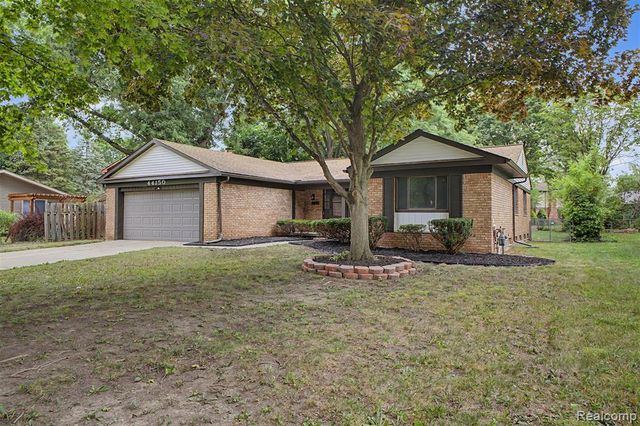 44150 S Umberland Circle, Canton, MI 48187