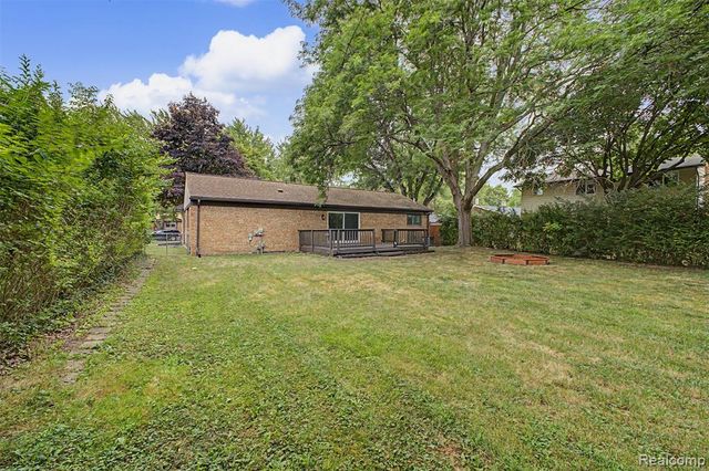 44150 S Umberland Circle, Canton, MI 48187