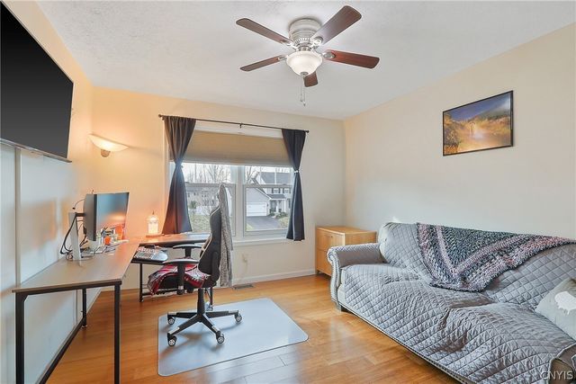 14 Laurens Way, Lysander, NY 13027