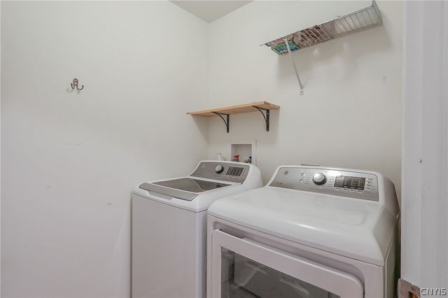 14 Laurens Way, Lysander, NY 13027