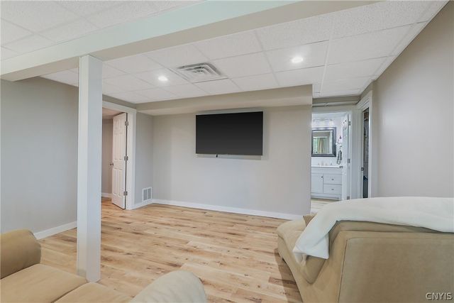 14 Laurens Way, Lysander, NY 13027