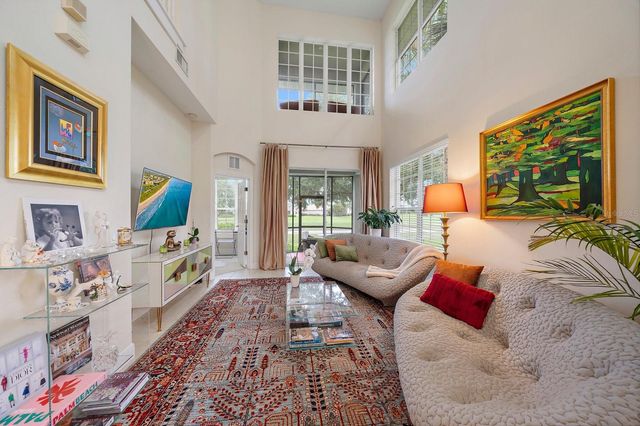8406 MIRAMAR WAY 8406, Lakewood Ranch, FL 34202
