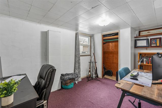 4901 Ash Drive, Pleasant Hill, IA 50327