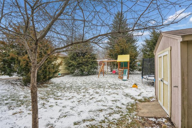 4901 Ash Drive, Pleasant Hill, IA 50327