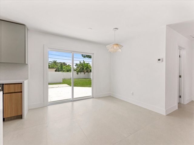 3856 Corrigan Court, Lake Worth Beach, FL 33461
