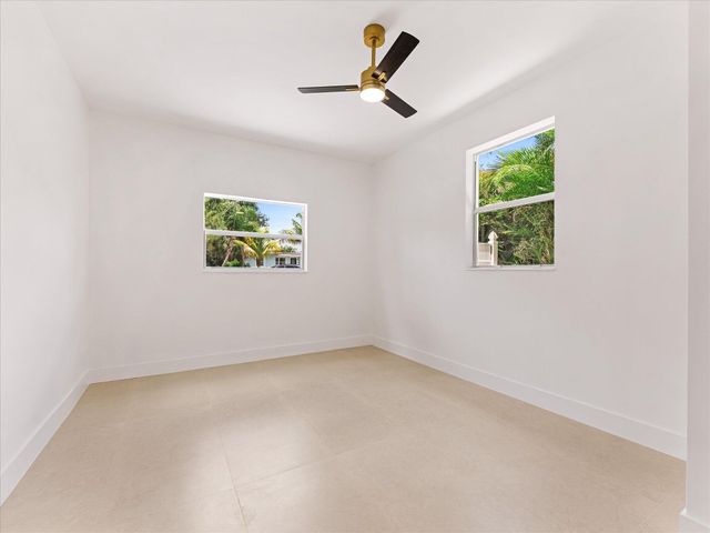 3856 Corrigan Court, Lake Worth Beach, FL 33461