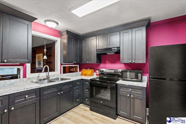 506 Taylor Street, Lake City, SC 29560