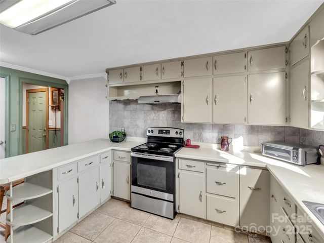 1254 Pisgah Drive, Canton, NC 28716