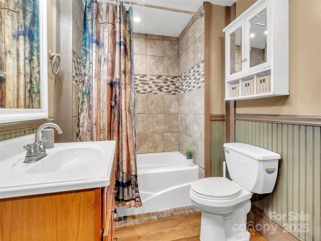 1254 Pisgah Drive, Canton, NC 28716