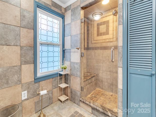 1254 Pisgah Drive, Canton, NC 28716