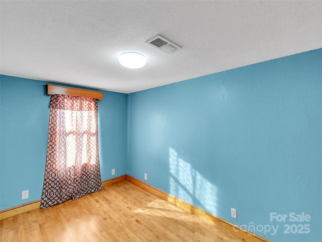 1254 Pisgah Drive, Canton, NC 28716