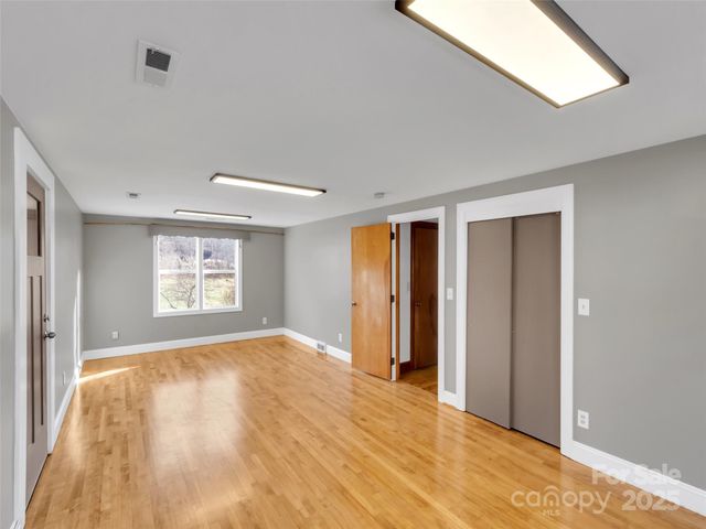 1254 Pisgah Drive, Canton, NC 28716