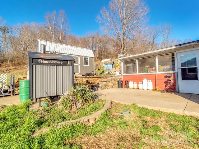 1254 Pisgah Drive, Canton, NC 28716