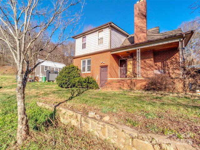 1254 Pisgah Drive, Canton, NC 28716