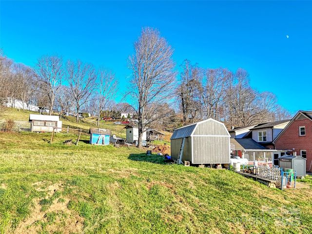 1254 Pisgah Drive, Canton, NC 28716