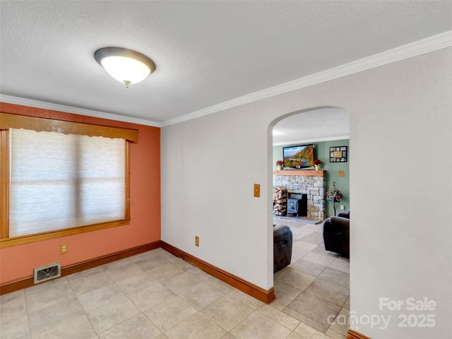 1254 Pisgah Drive, Canton, NC 28716