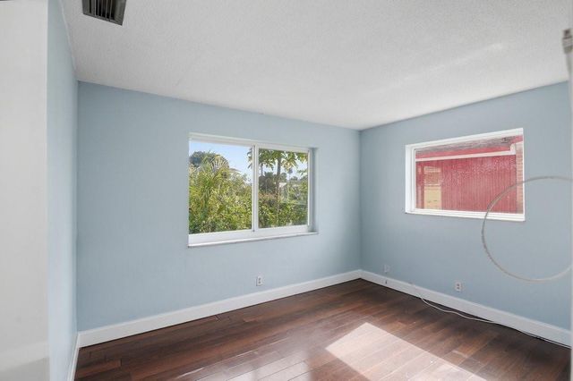 3002 NW 48th Street, Fort Lauderdale, FL 33309