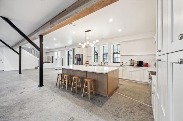 17810 County Road 125, Pearland, TX 77581