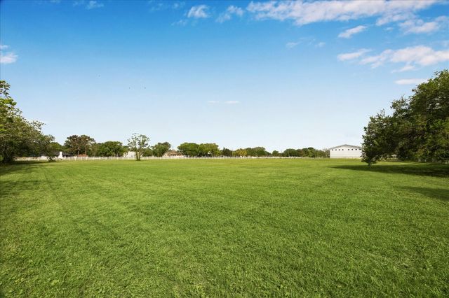 17810 County Road 125, Pearland, TX 77581