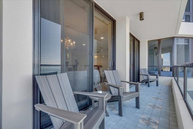 1211 GULF OF MEXICO DRIVE 403, Longboat Key, FL 34228