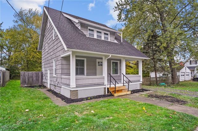 265 Charles Avenue NE, Warren, OH 44483