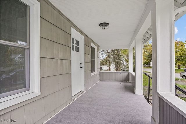 265 Charles Avenue NE, Warren, OH 44483