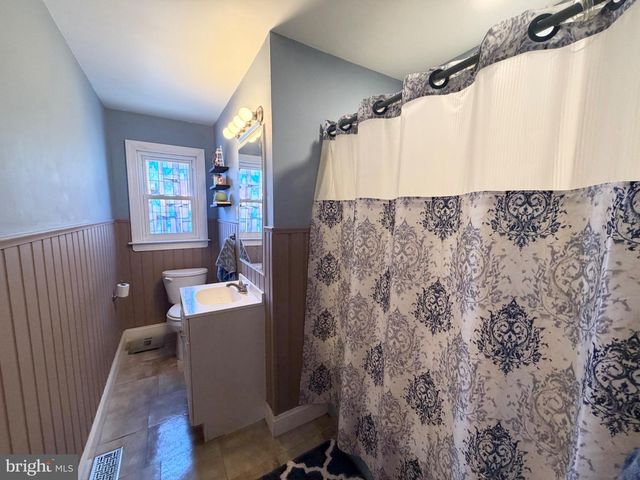 2131 CURTIS AVE, Abington, PA 19001