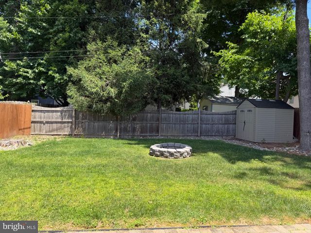 2131 CURTIS AVE, Abington, PA 19001