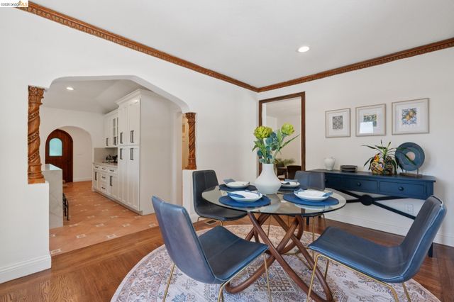 6000 Rockridge Blvd, Oakland, CA 94618