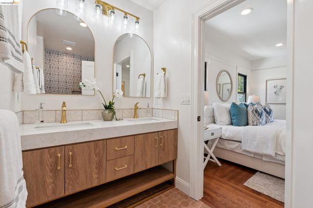 6000 Rockridge Blvd, Oakland, CA 94618