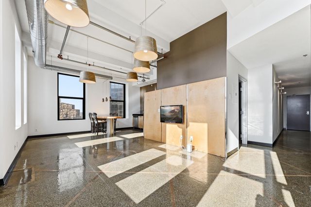 350 Saint Peter Street 909, Saint Paul, MN 55102