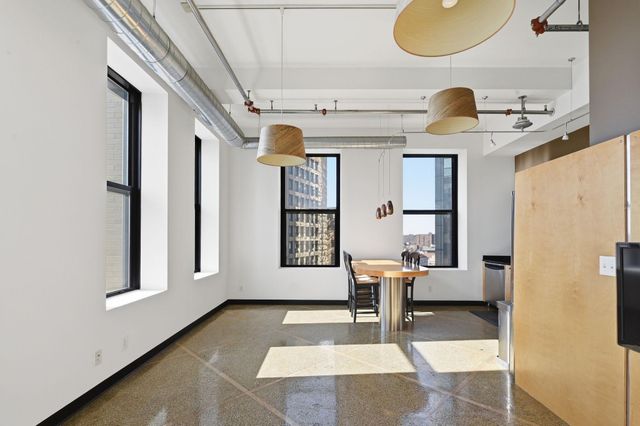 350 Saint Peter Street 909, Saint Paul, MN 55102