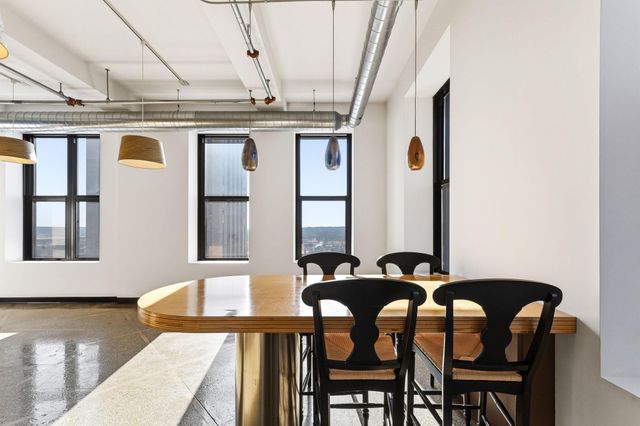 350 Saint Peter Street 909, Saint Paul, MN 55102