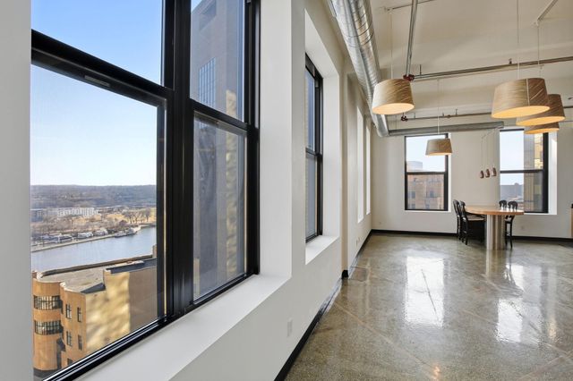 350 Saint Peter Street 909, Saint Paul, MN 55102