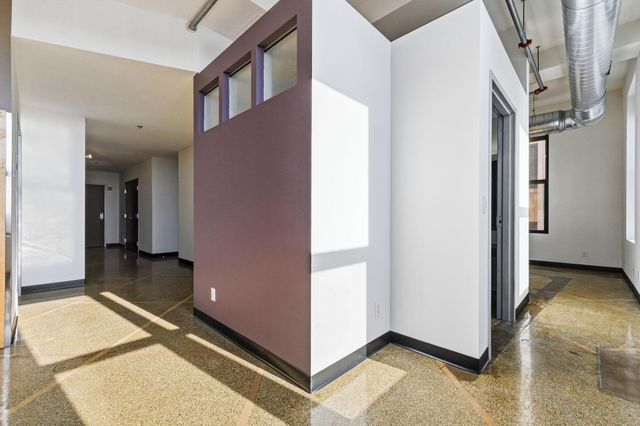 350 Saint Peter Street 909, Saint Paul, MN 55102