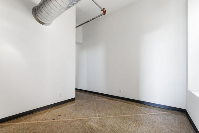 350 Saint Peter Street 909, Saint Paul, MN 55102