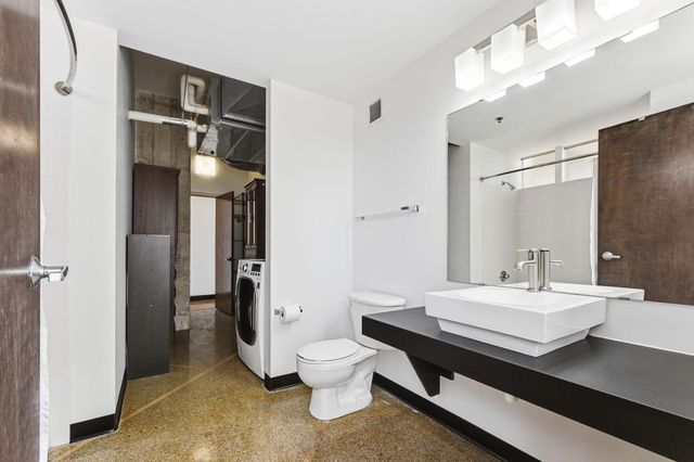 350 Saint Peter Street 909, Saint Paul, MN 55102