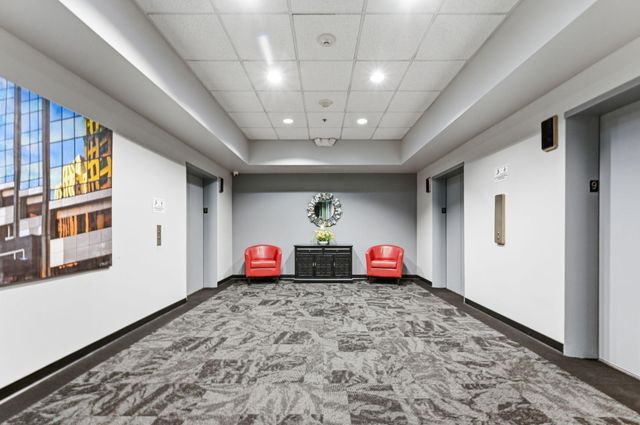 350 Saint Peter Street 909, Saint Paul, MN 55102