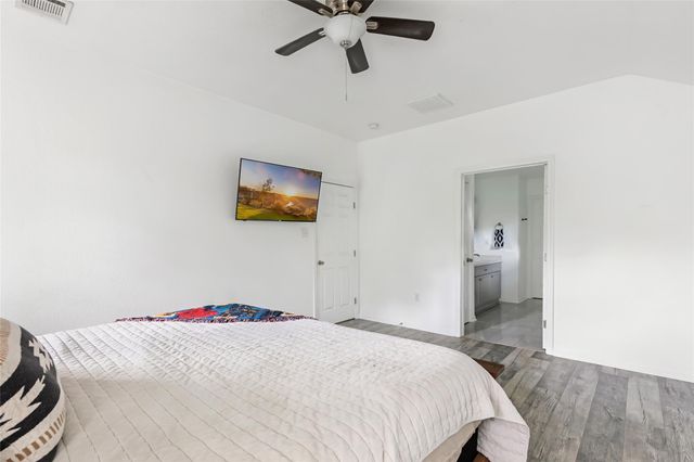 451 County Road 2358, Hardin, TX 77575