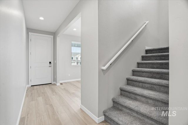 1216 Stirling Meadows Ct, Middleton, ID 83644