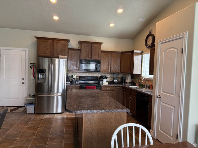 2129 N BERRA BLVD, Tooele, UT 84074