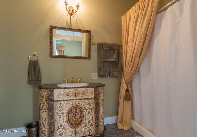 611 N Union Street, Natchez, MS 39120
