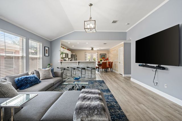 4136 Justin Drive, Fort Worth, TX 76244