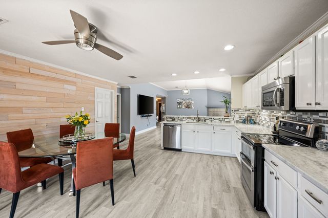 4136 Justin Drive, Fort Worth, TX 76244